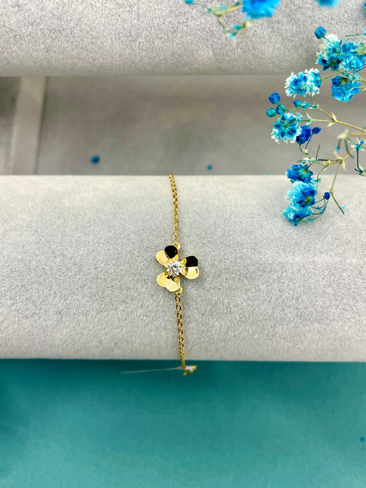18ct Yellow Gold Flower Baby Bracelet