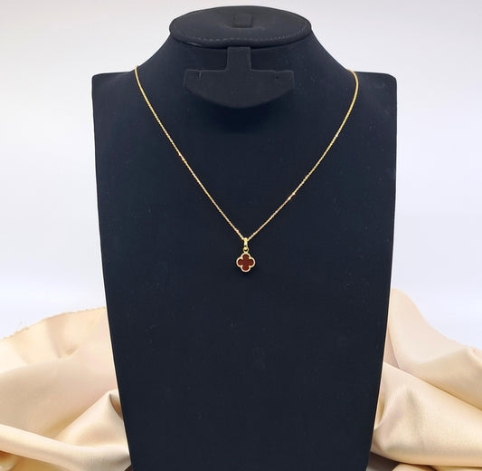 18ct Yellow Gold Carnelian Clover Necklace