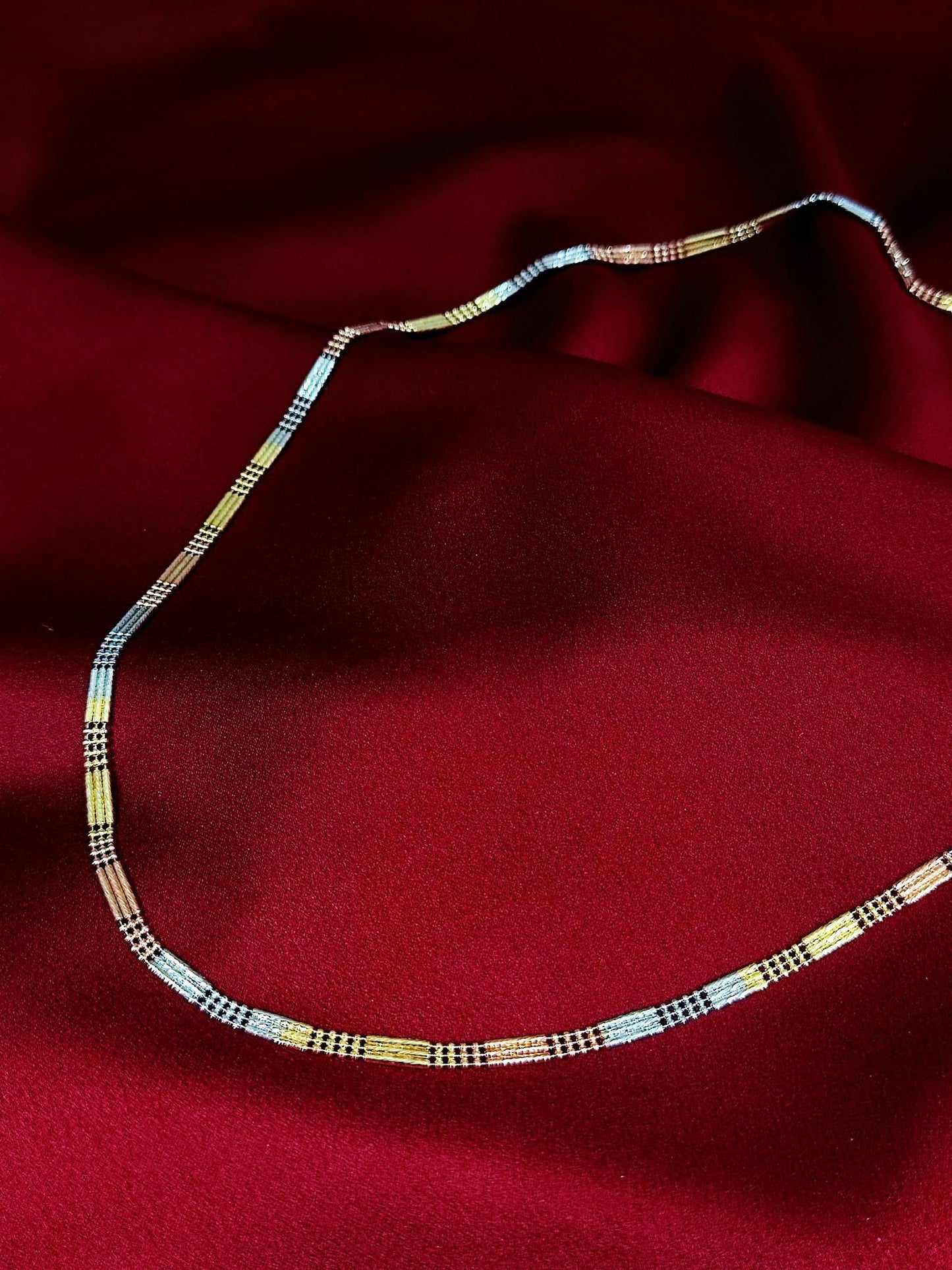 18CT 3 Tone Chain