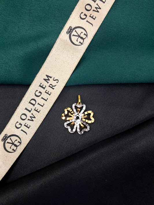 18ct Yellow & White Gold 2 Tone Pendant  5.3G