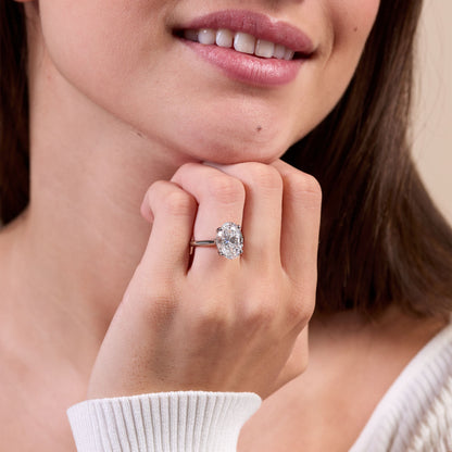 18ct Gold Lab Grown Diamond Solitaire  Ring – 5ct oval