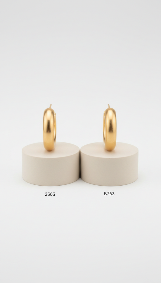 Minimalist 18ct Gold Hoop Earrings