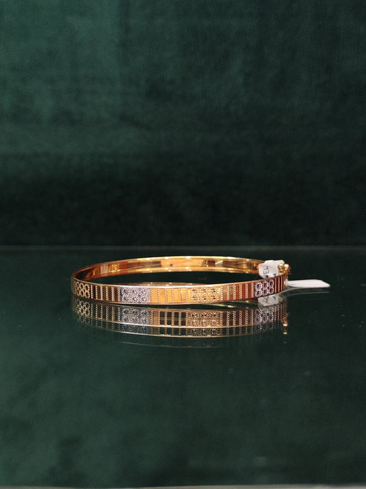 18ct Gold 2 Tone Solid Bracelet